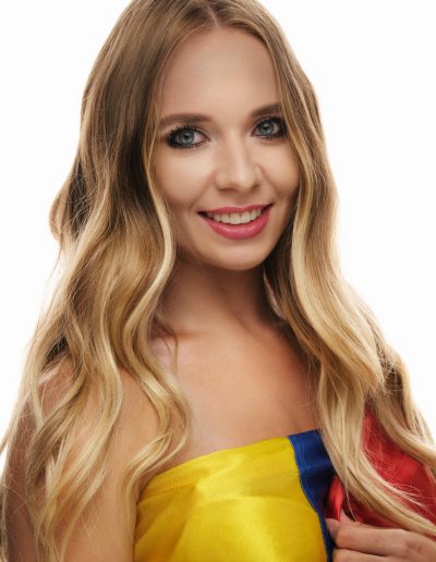 Eszter Pop